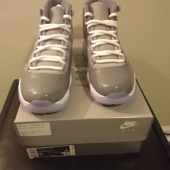 Jordan 11 size 8 - Picture 3 of 3